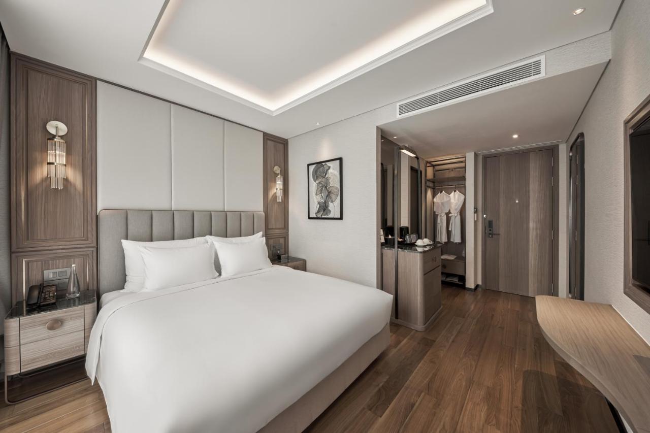 La Siesta Premium Saigon Hotel Ho Şi Min Exterior foto
